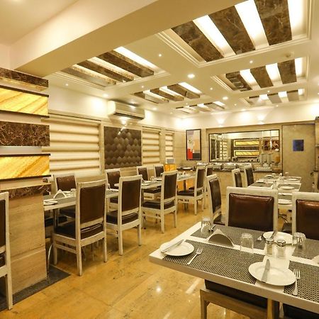 Jyoti Dwelling Hotel Мумбаи Экстерьер фото