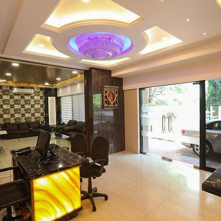 Jyoti Dwelling Hotel Мумбаи Экстерьер фото