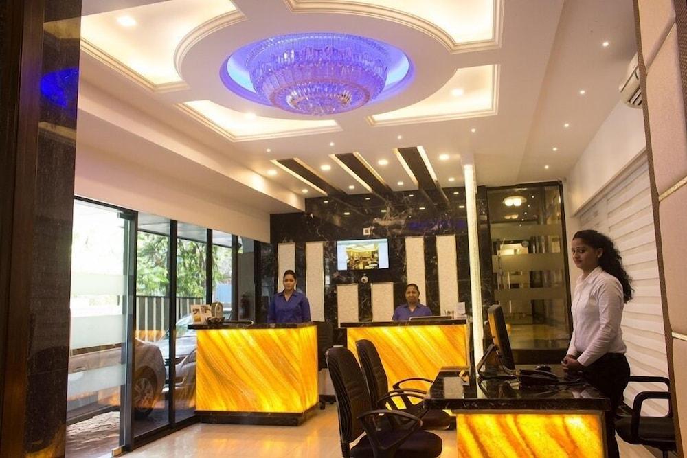 Jyoti Dwelling Hotel Мумбаи Экстерьер фото