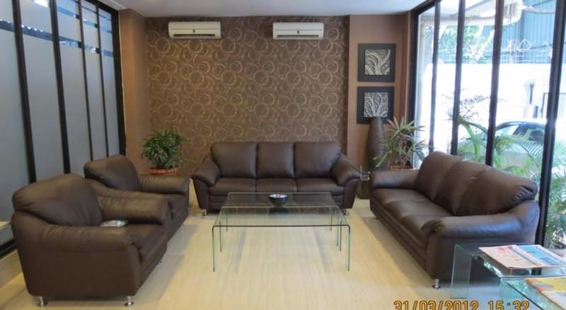 Jyoti Dwelling Hotel Мумбаи Экстерьер фото