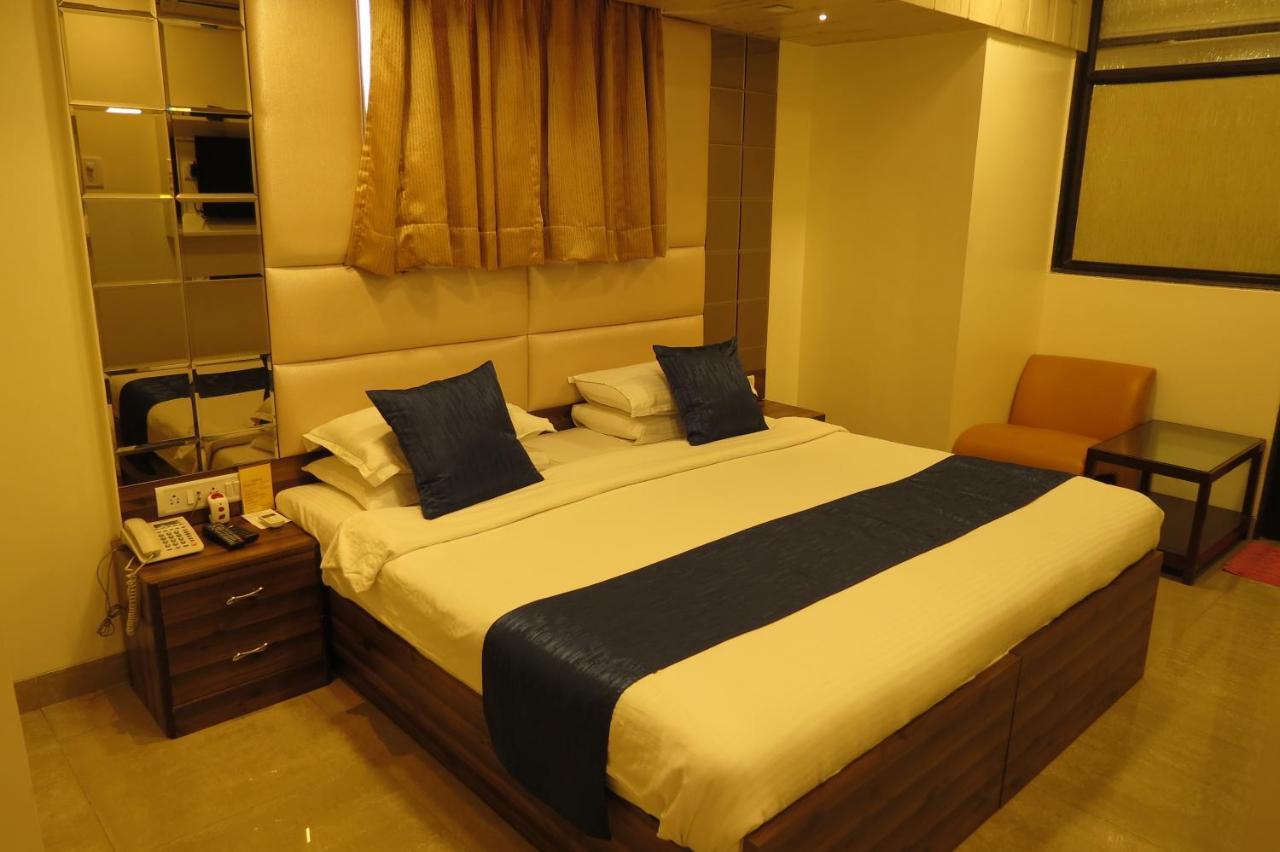 Jyoti Dwelling Hotel Мумбаи Экстерьер фото