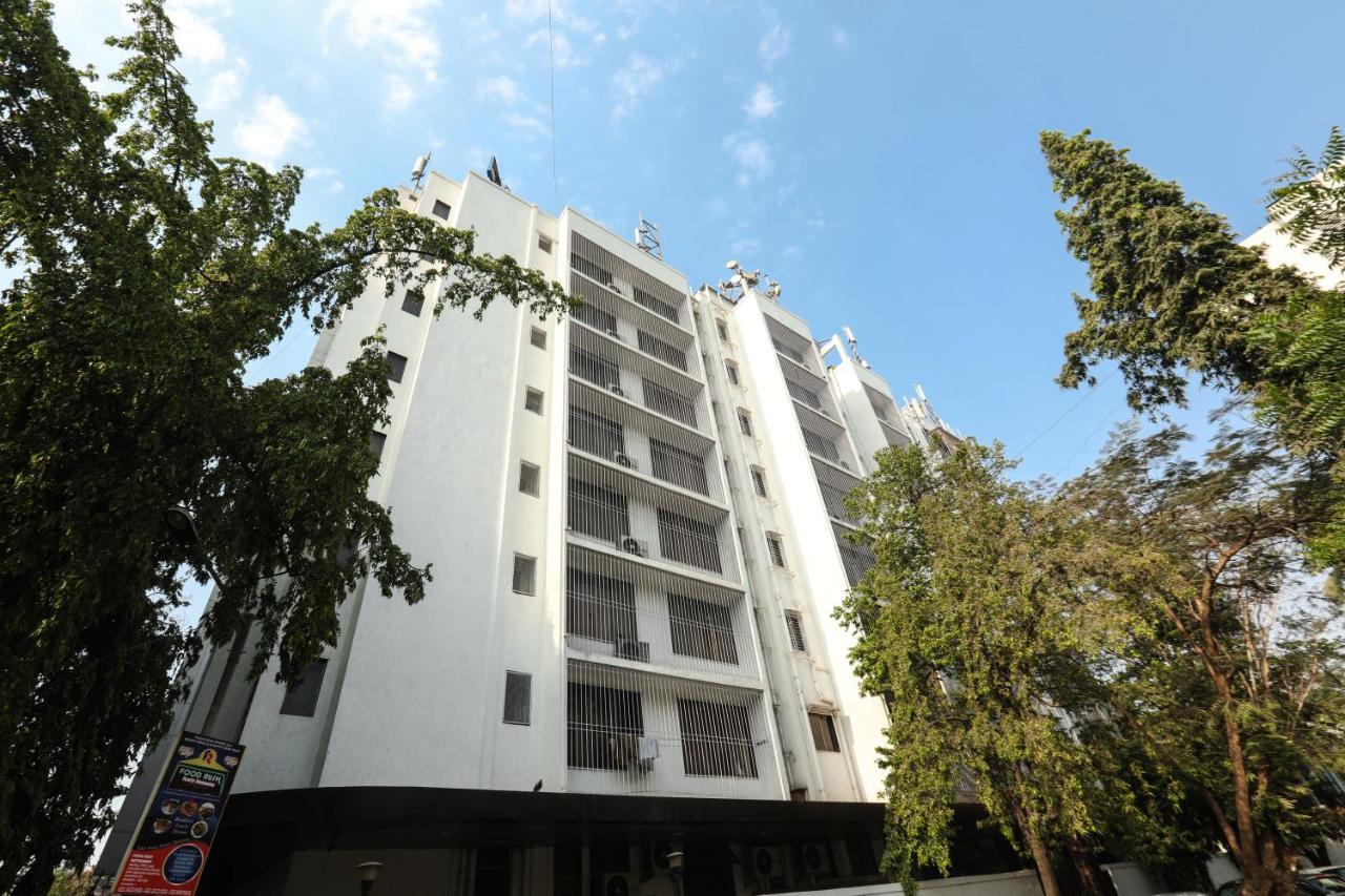 Jyoti Dwelling Hotel Мумбаи Экстерьер фото