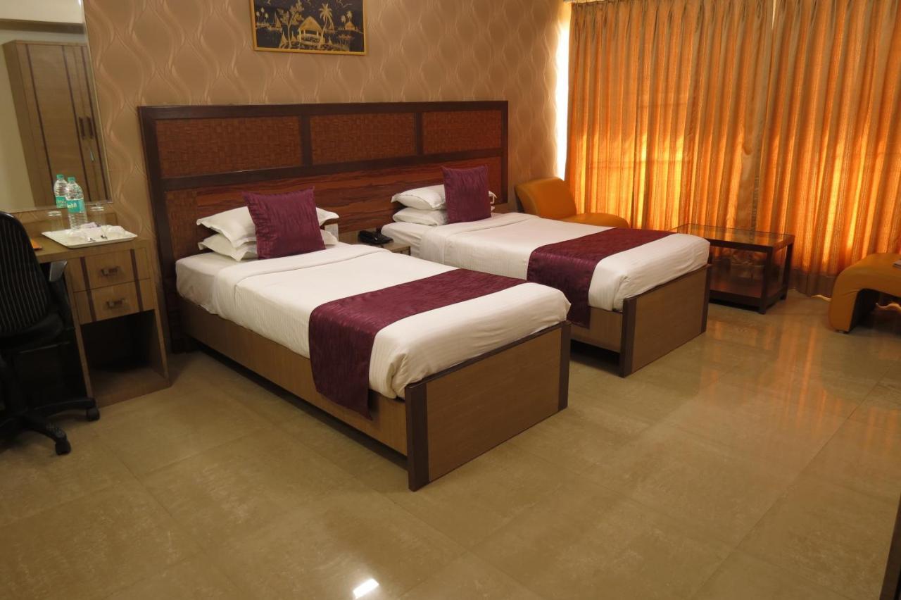 Jyoti Dwelling Hotel Мумбаи Экстерьер фото